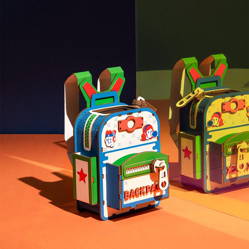 Robotime 3D Ξύλινο Backpacker Penholder